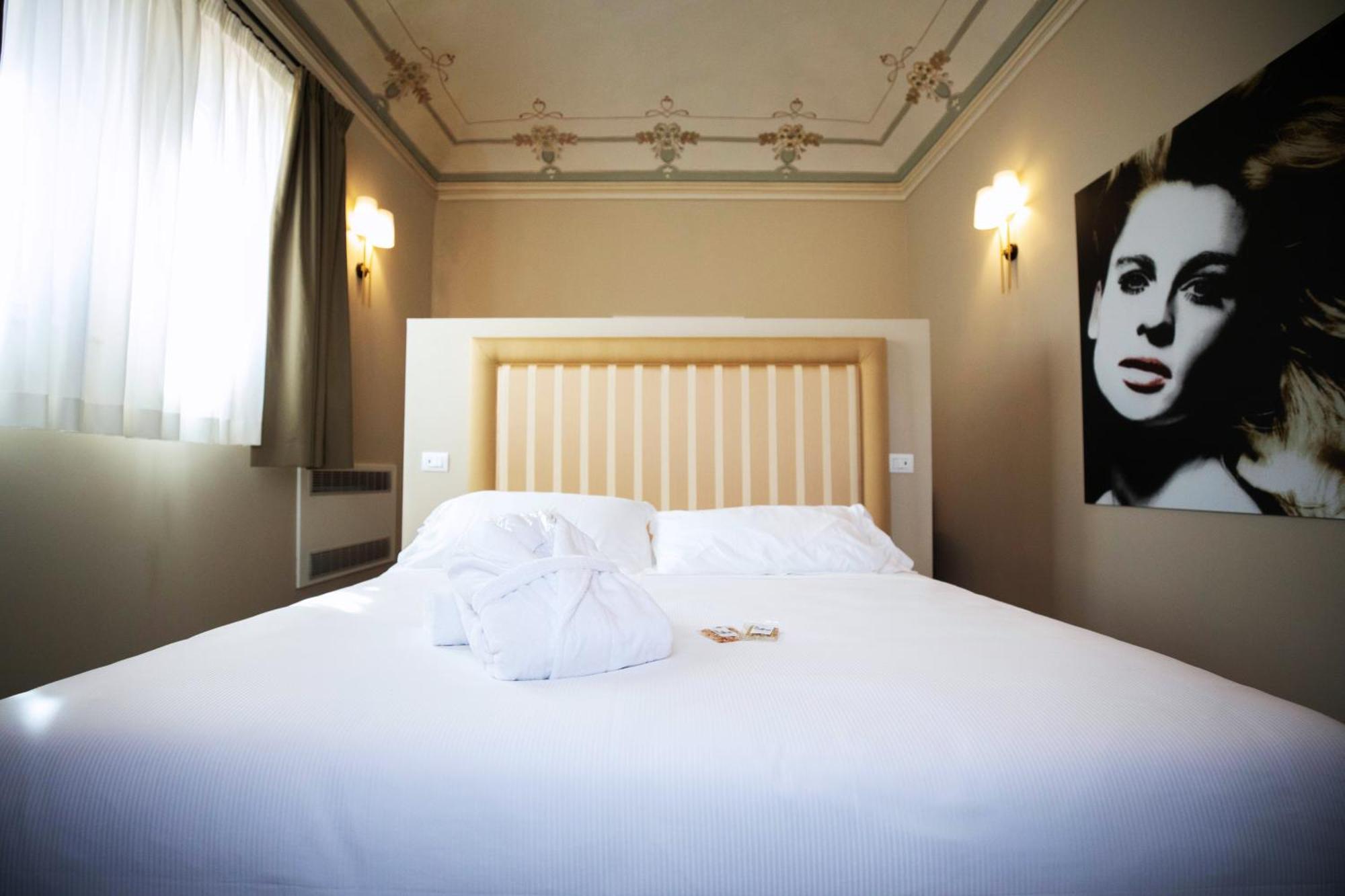 Lanterne Magiche Ortigia Suites سيراكوزا المظهر الخارجي الصورة